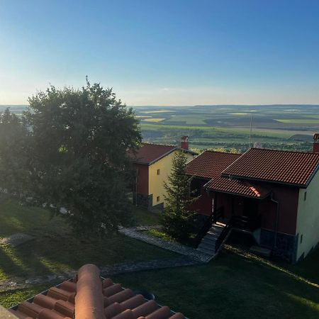 Парк Хотел Боили-Кирека Kaspichan Экстерьер фото